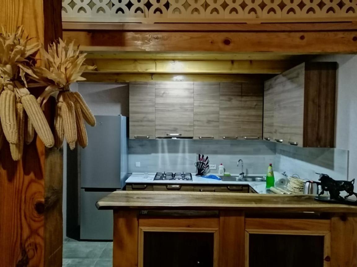 Belvedere Hotel Ambrolauri Ngoại thất bức ảnh