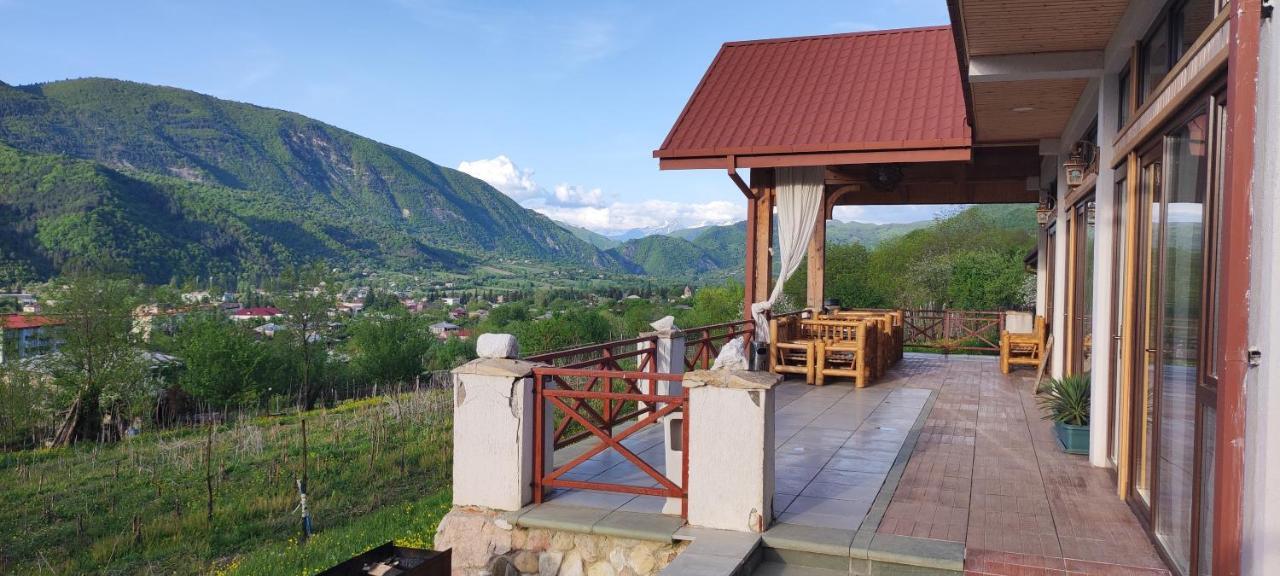 Belvedere Hotel Ambrolauri Ngoại thất bức ảnh