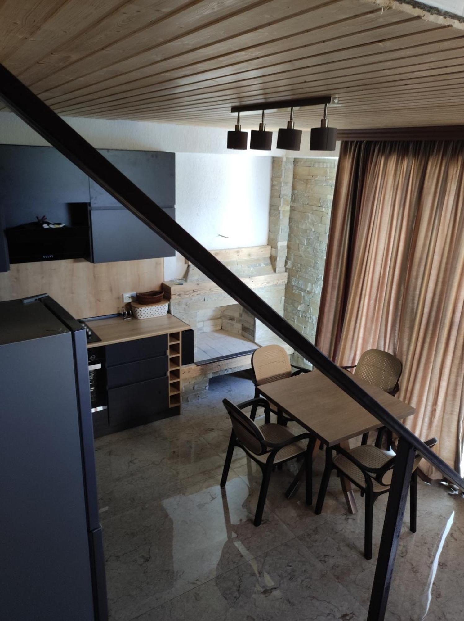 Belvedere Hotel Ambrolauri Ngoại thất bức ảnh