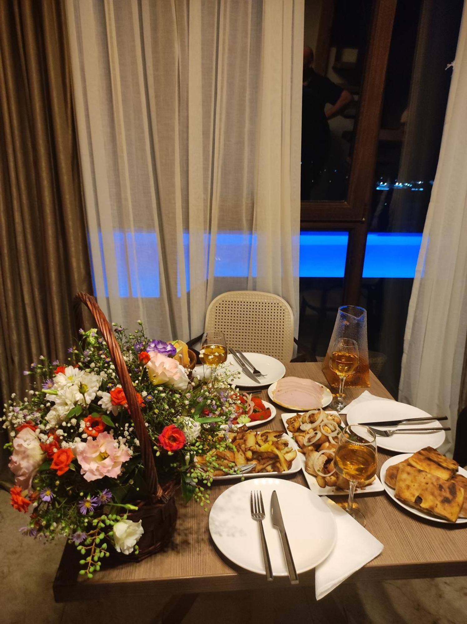 Belvedere Hotel Ambrolauri Ngoại thất bức ảnh